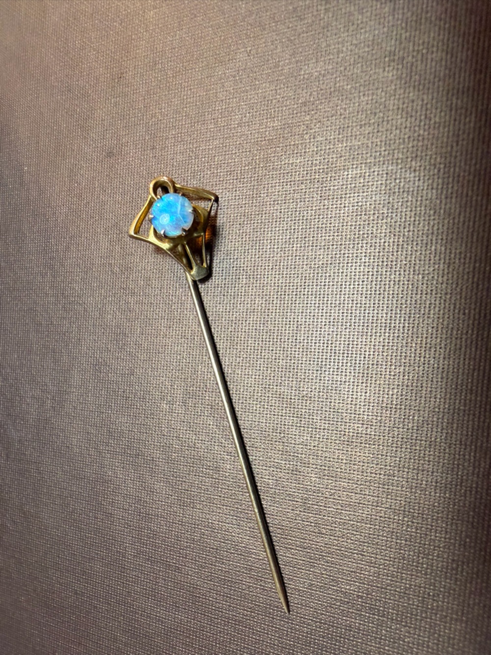 Antique 10k yellow gold Opal stick pin